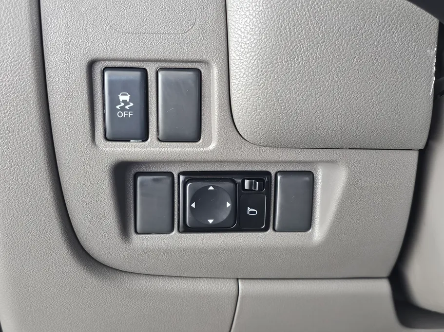 نيسان صني SV 2022 