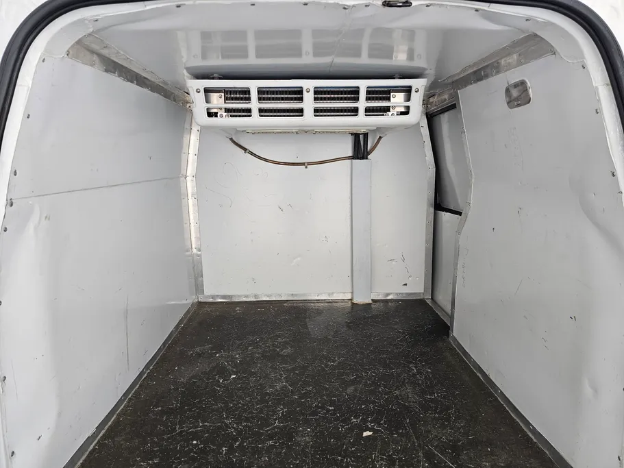 2022 Peugeot Partner Short van 