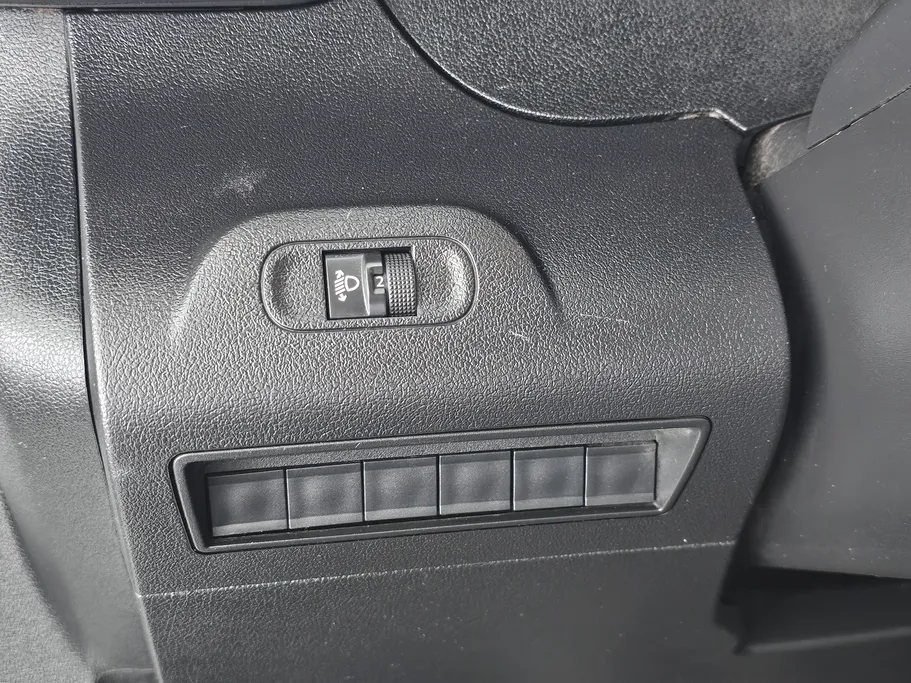 2022 Peugeot Partner Short van 