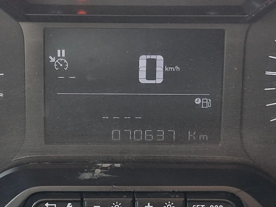 2022 Peugeot Partner Short van 