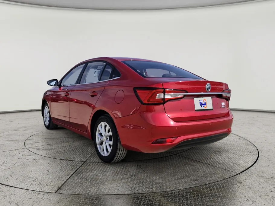 2022 ام جي 5 COM 