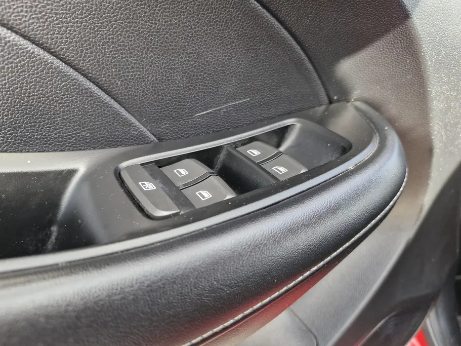 2022 ام جي 5 COM 