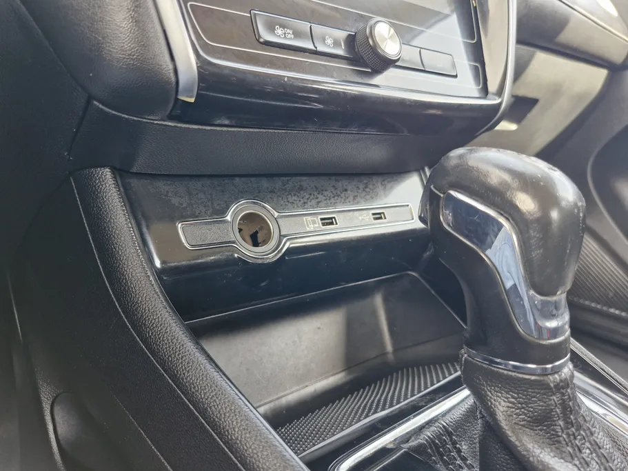 2022 ام جي 5 COM 