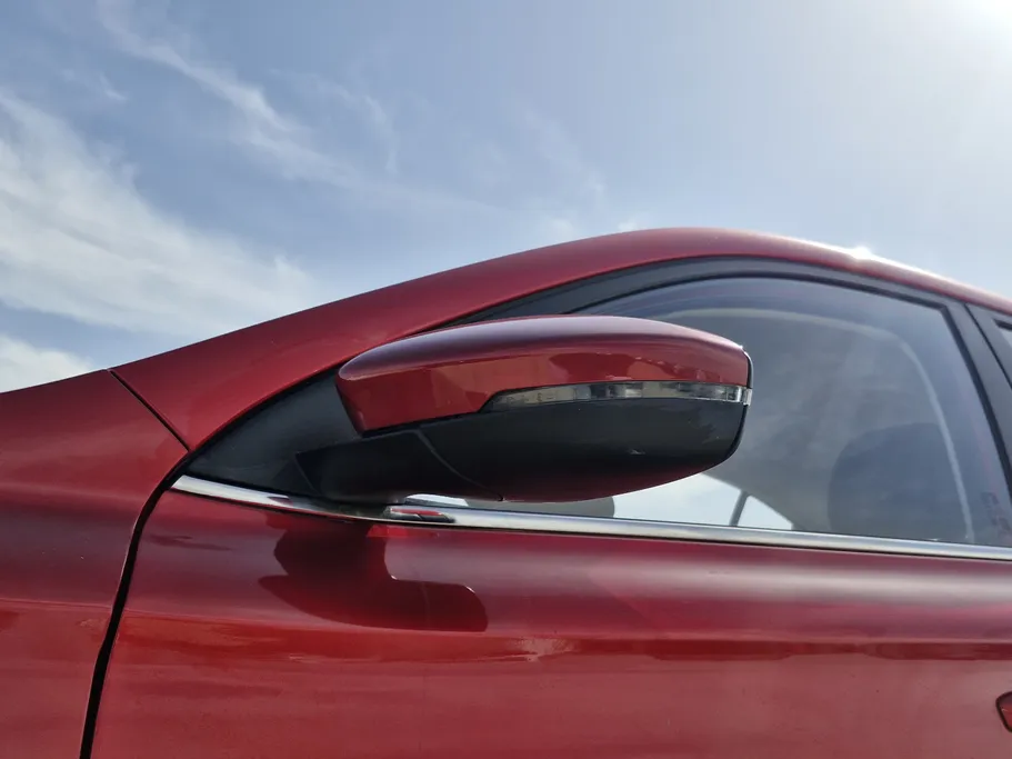 2022 ام جي 5 COM 