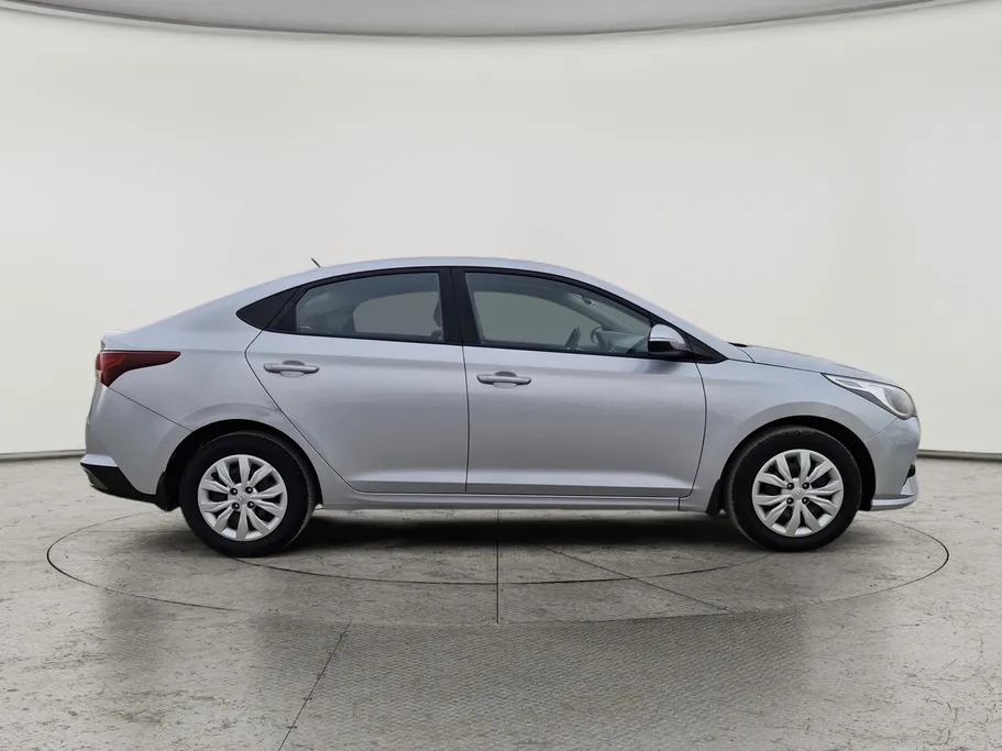 2022 Hyundai Accent Smart 