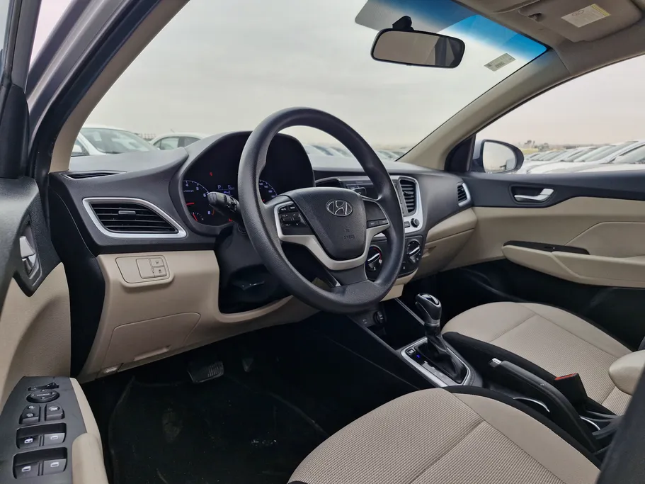 2022 Hyundai Accent Smart 