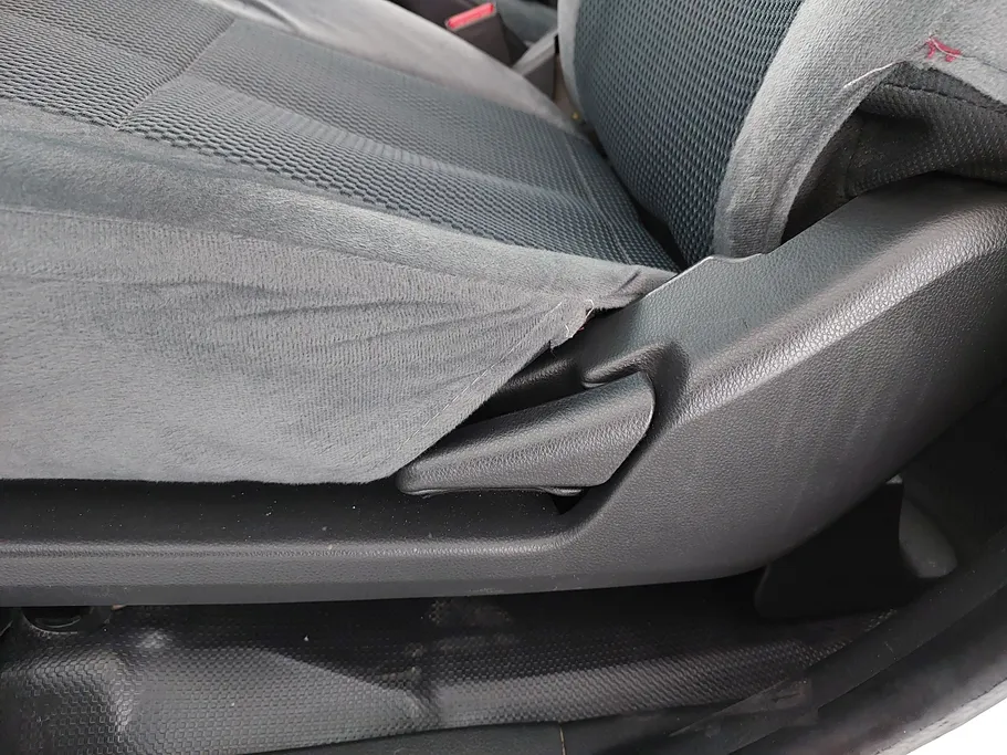 ميتسوبيشي L200 DC 4x2 2021 