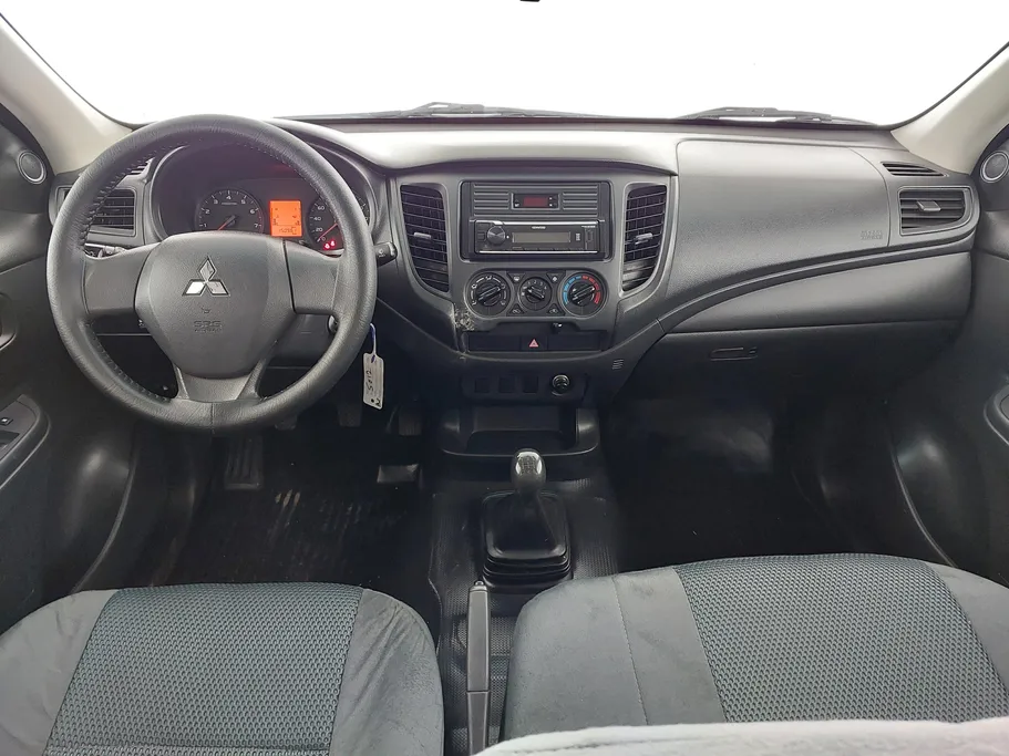 ميتسوبيشي L200 DC 4x2 2021 