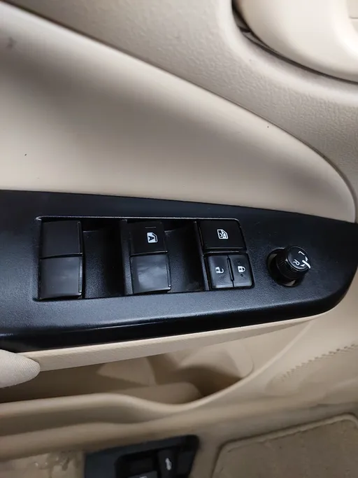 2022 Toyota Yaris  Y 