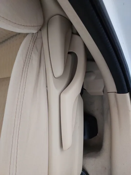 2022 Toyota Yaris  Y 