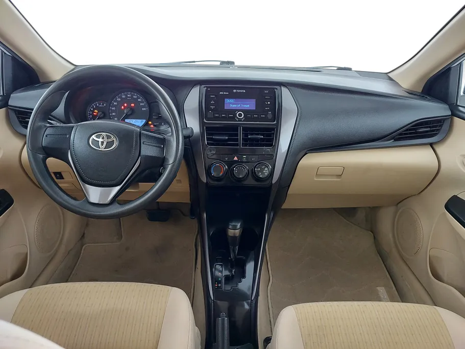 2022 Toyota Yaris  Y 