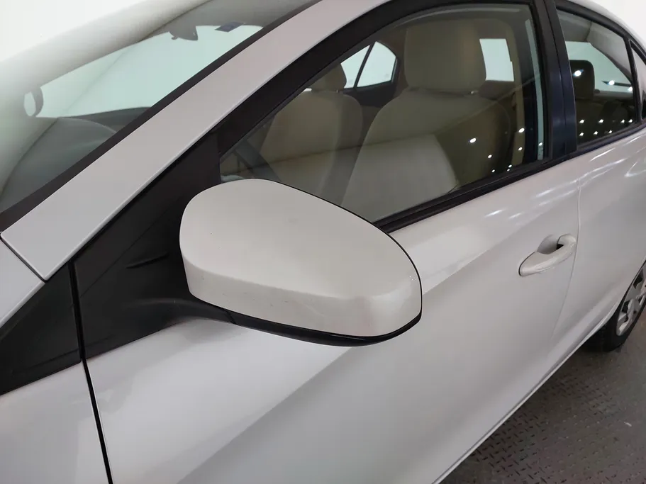 2022 Toyota Yaris  Y 