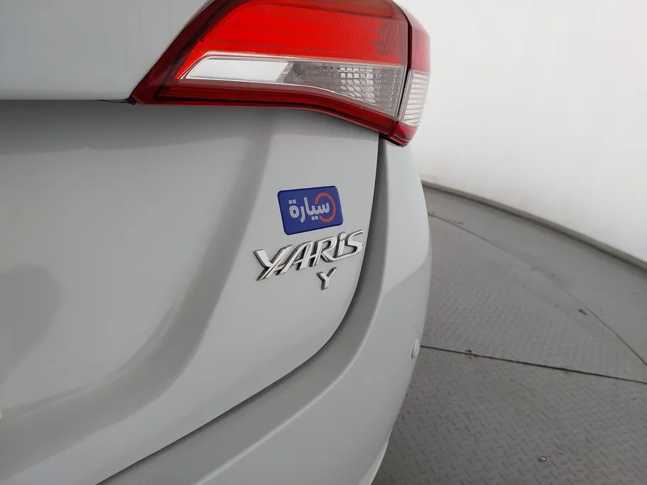 2022 Toyota Yaris  Y 