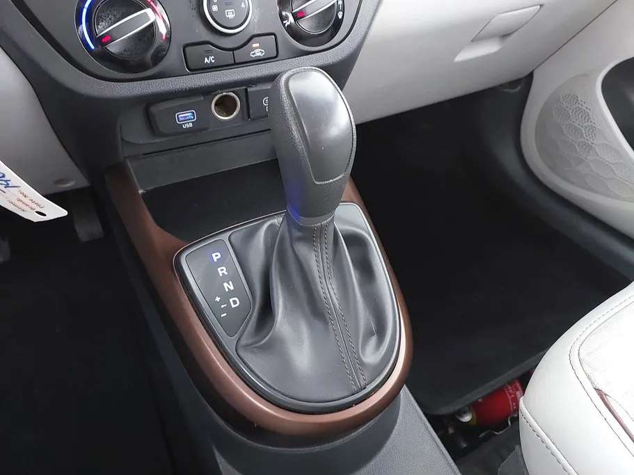 هيونداي Grand i10 فلييت 2024 