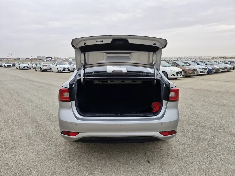 ام جي 5 COM 2022 