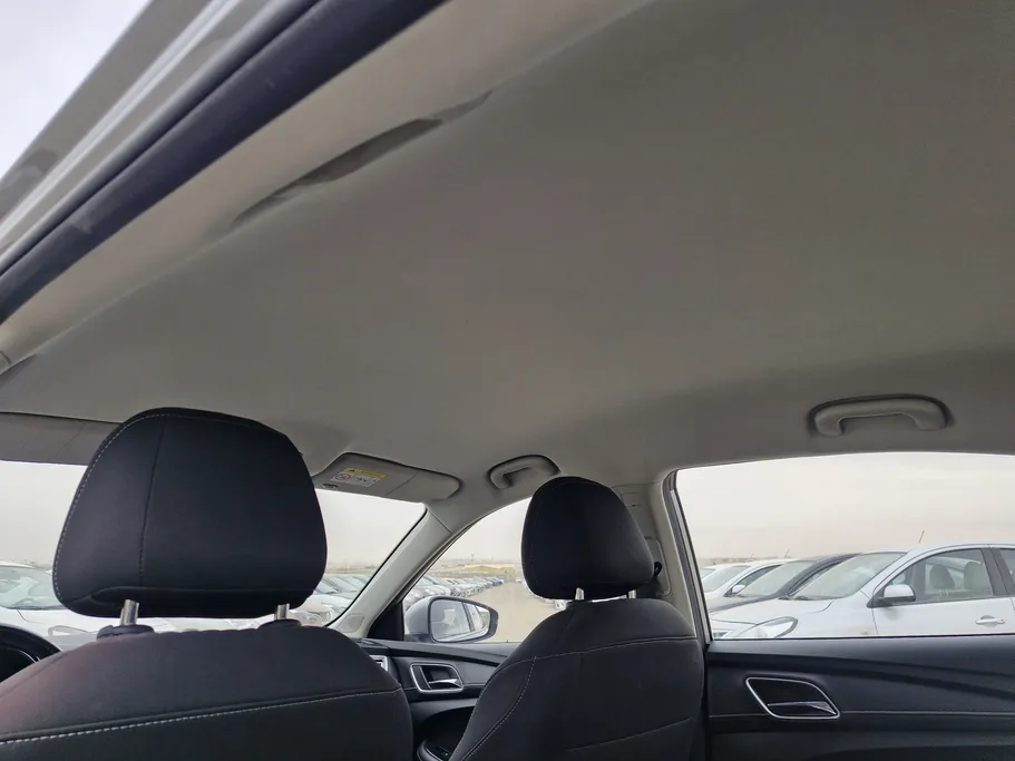 ام جي 5 COM 2022 