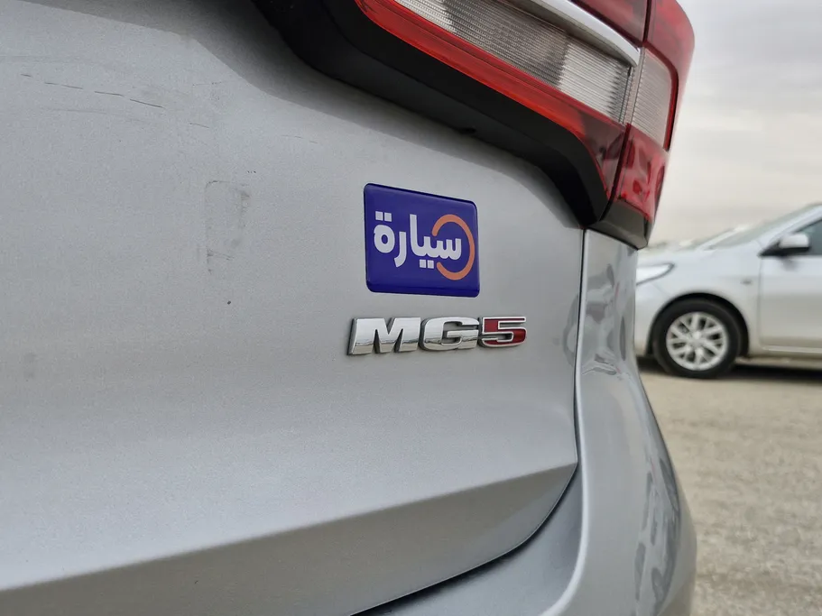 ام جي 5 COM 2022 