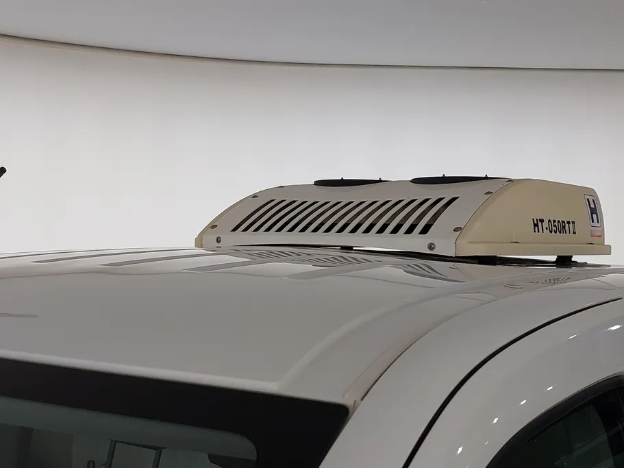 2022 Peugeot Partner Short van 