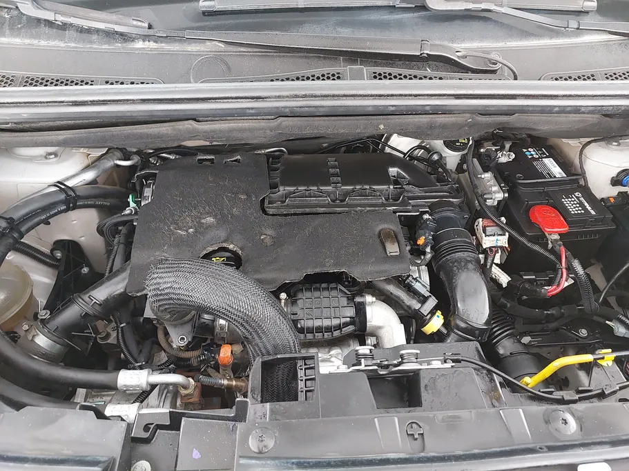 2022 Peugeot Partner Short van 