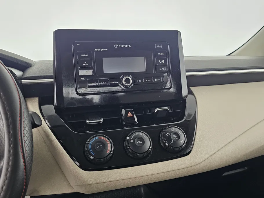 تويوتا كورولا XLI 2021 