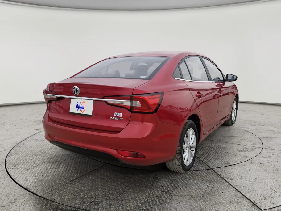 2022 ام جي 5 COM 