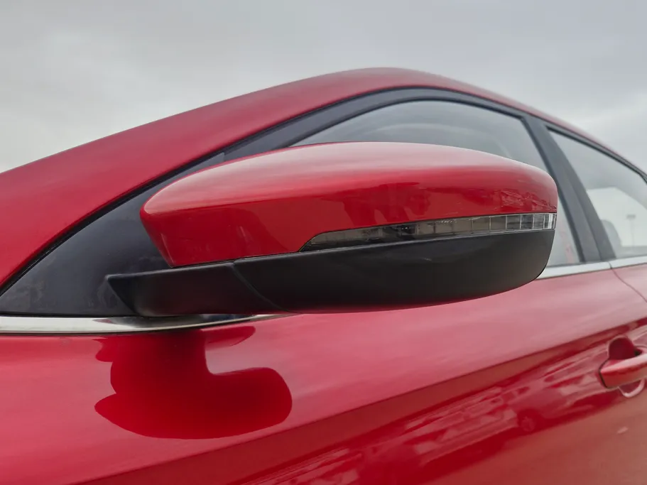 2022 ام جي 5 COM 