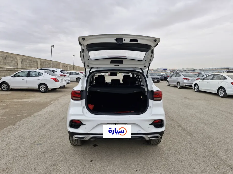 ام جي ZS STD 2023 