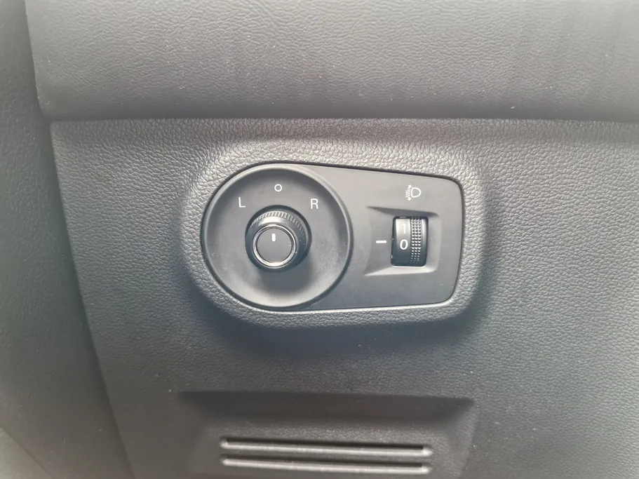 ام جي ZS STD 2023 