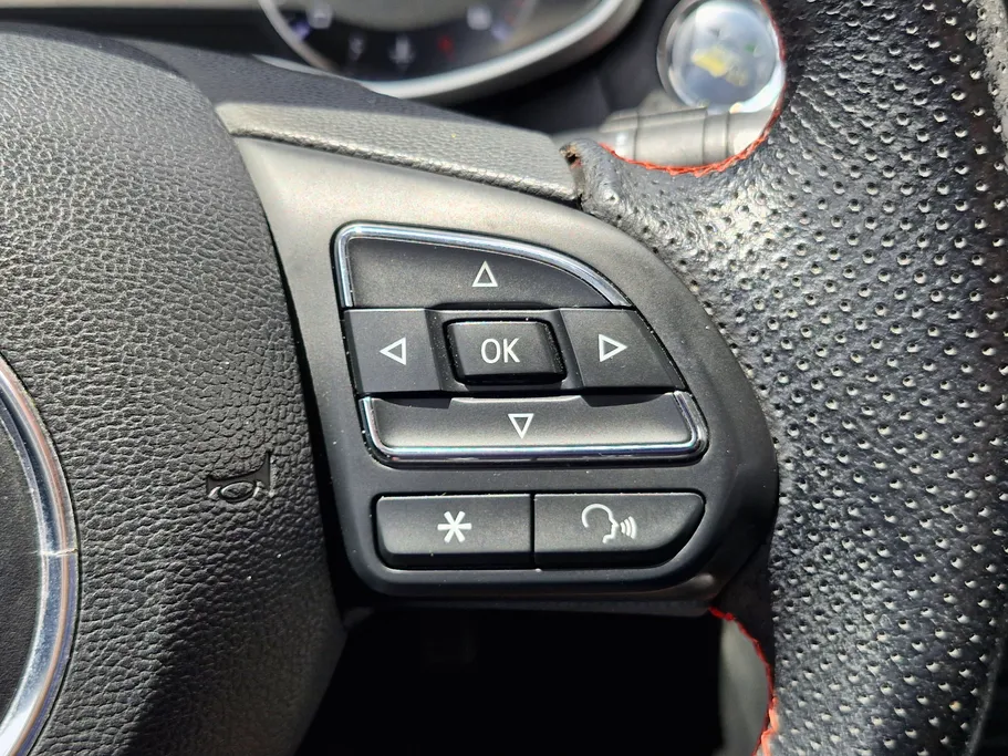 2023 MG ZS STD 