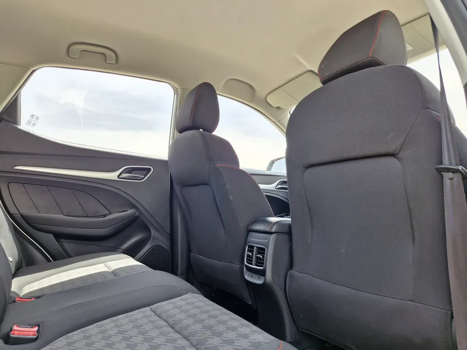 2023 MG ZS STD 