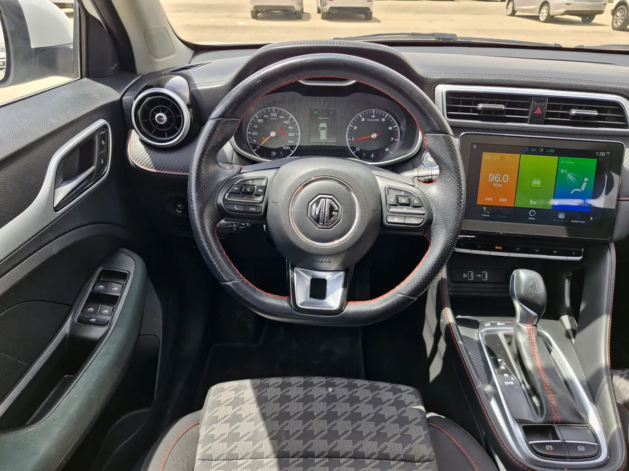 2023 MG ZS STD 
