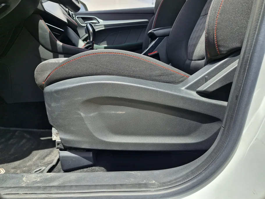 2023 MG ZS STD 
