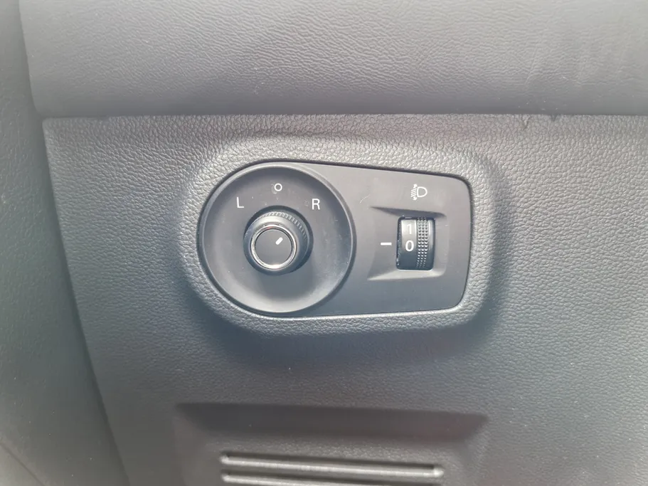 ام جي ZS STD 2023 