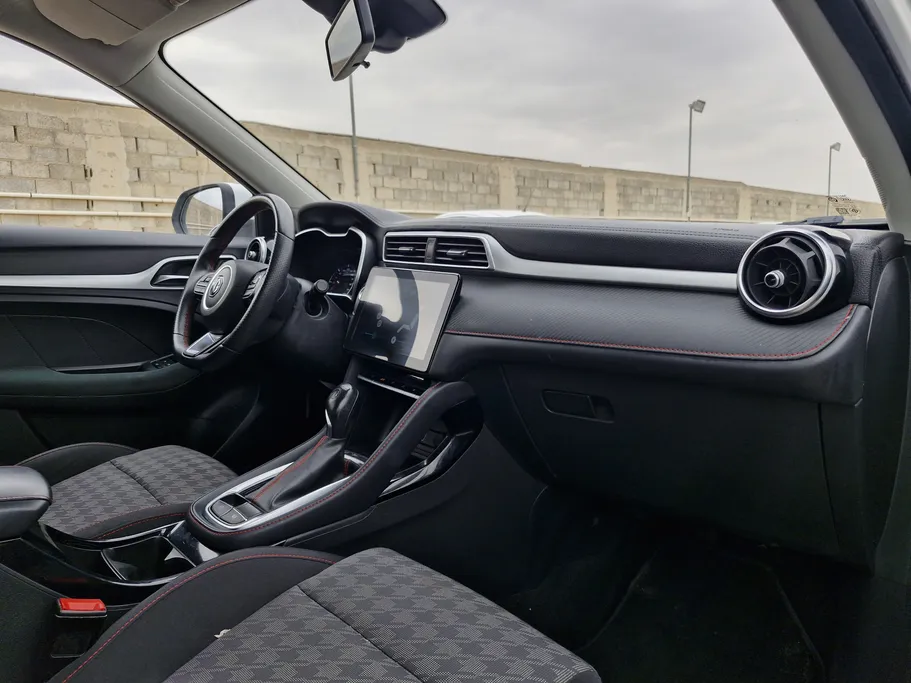 ام جي ZS STD 2023 