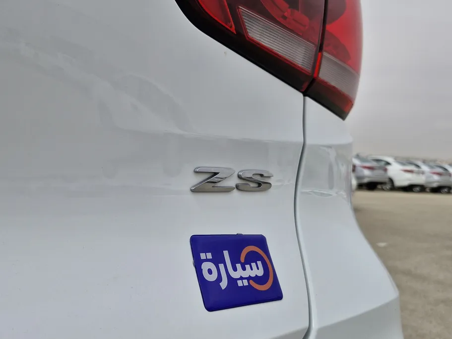 ام جي ZS STD 2023 