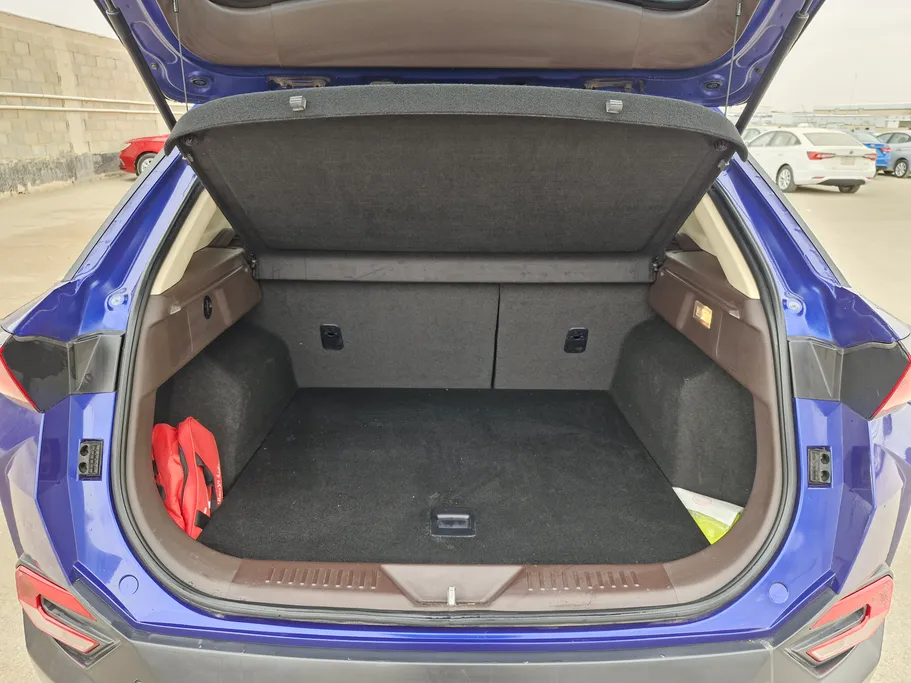 2023 FAW Bestune T77  