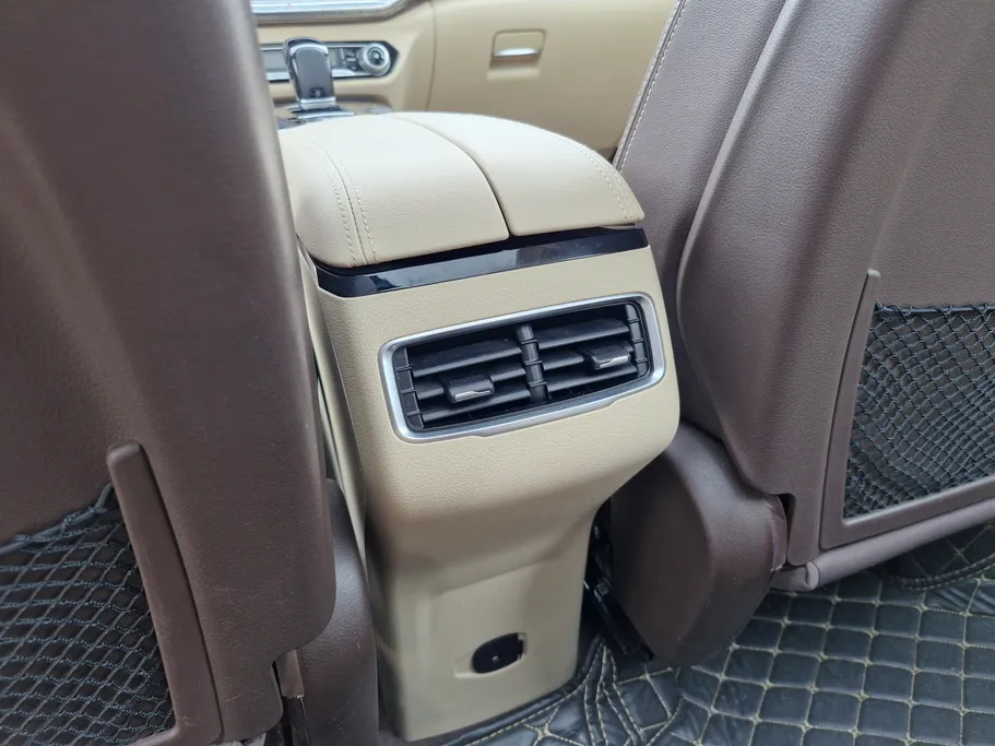 2023 FAW Bestune T77  