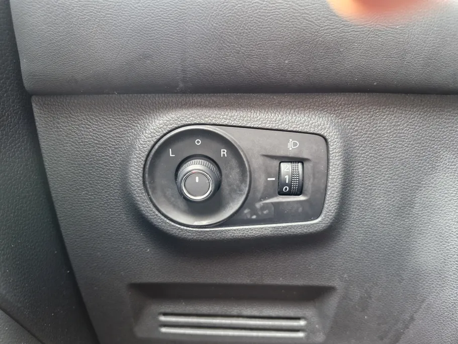 2023 ام جي ZS STD 