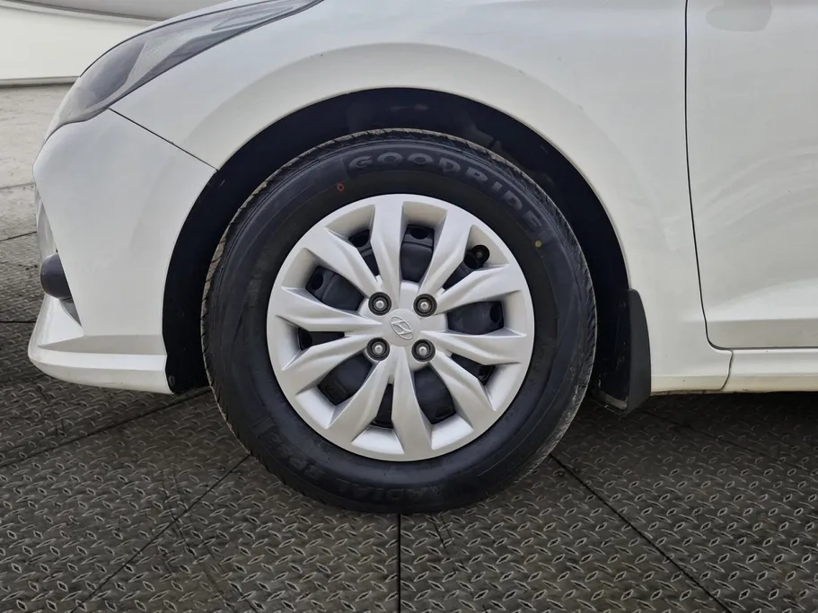 هيونداي اكسنت سمارت 2021 