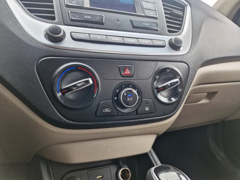 هيونداي اكسنت سمارت 2021 