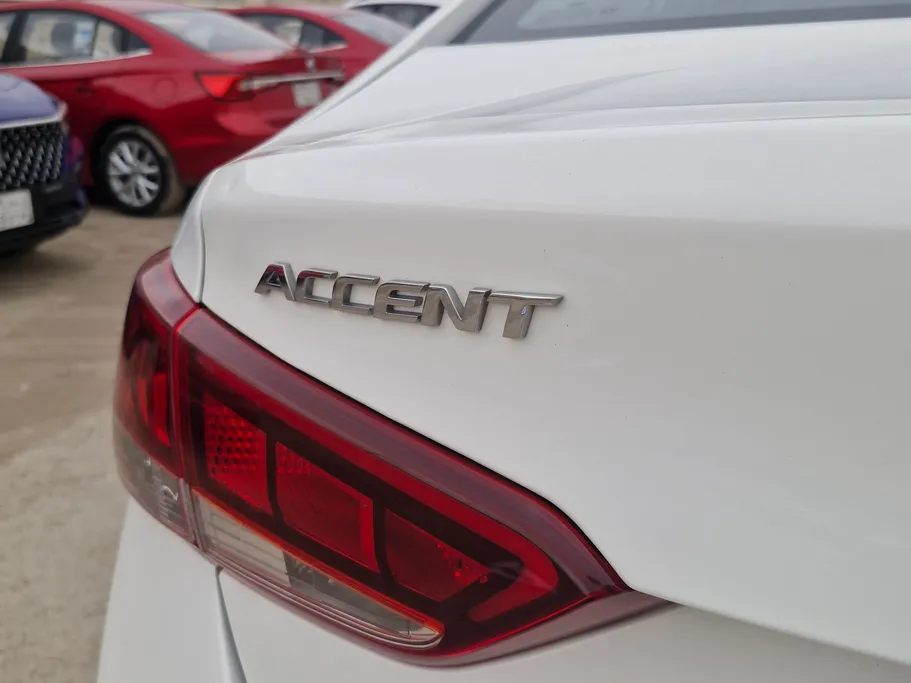 2021 Hyundai Accent Smart 