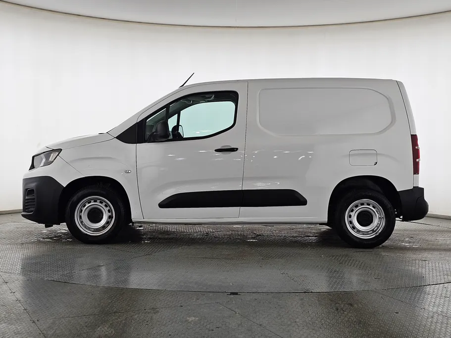 بيجو بارتنر Short van 2022 