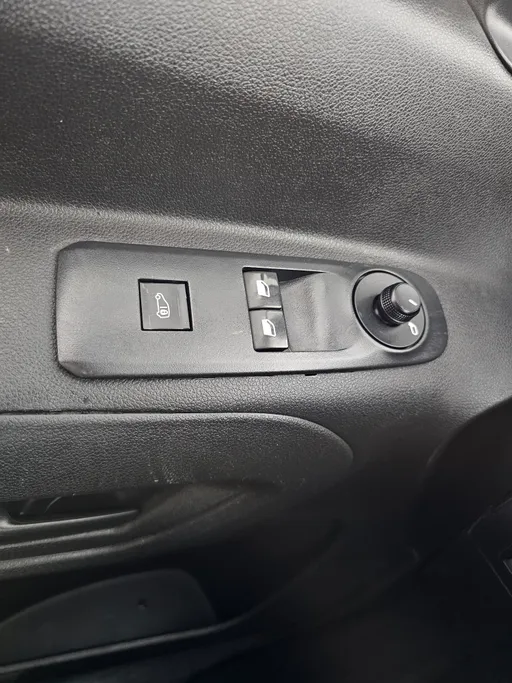 بيجو بارتنر Short van 2022 