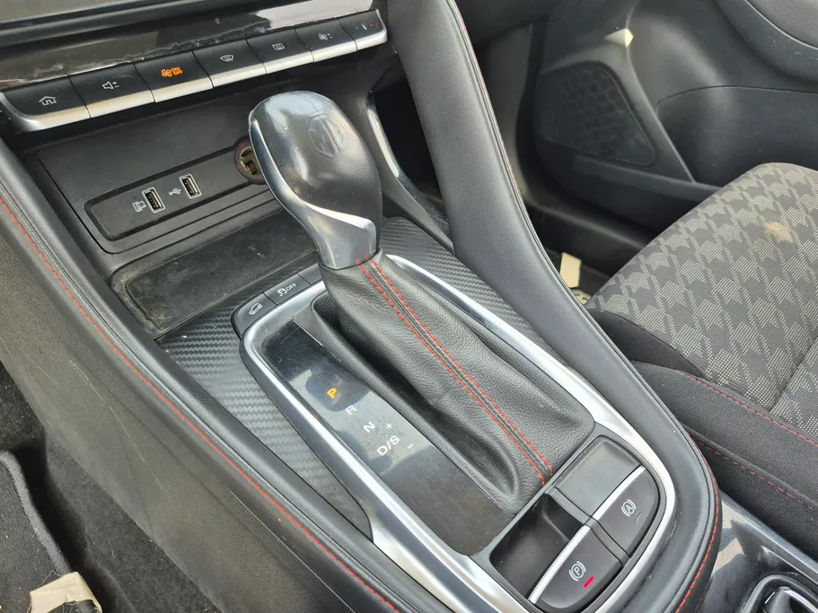 ام جي ZS STD 2023 