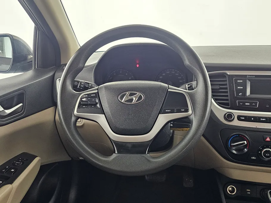 2023 هيونداي Accent سمارت 