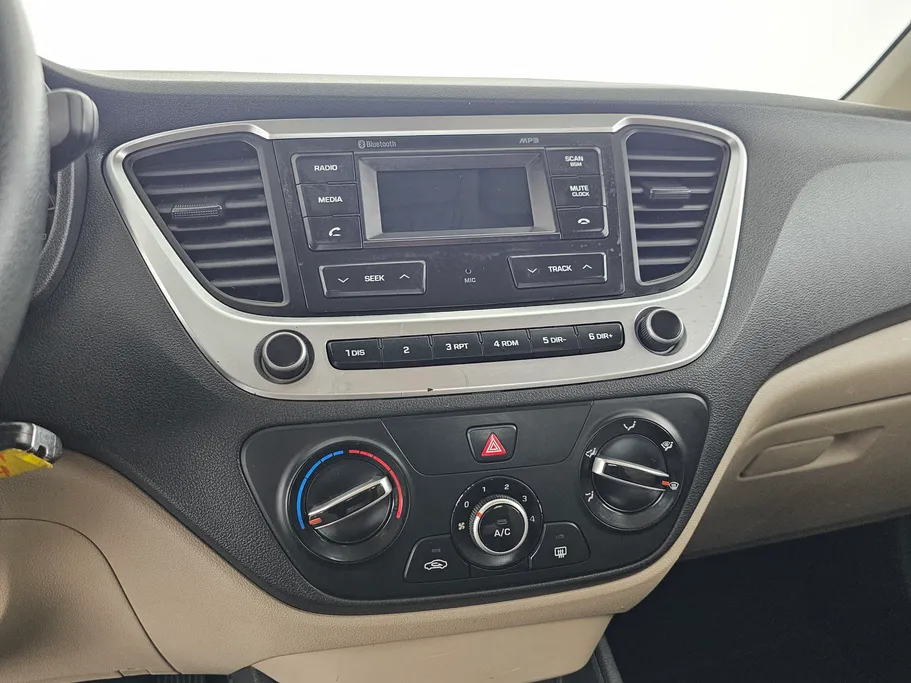 2023 هيونداي Accent سمارت 