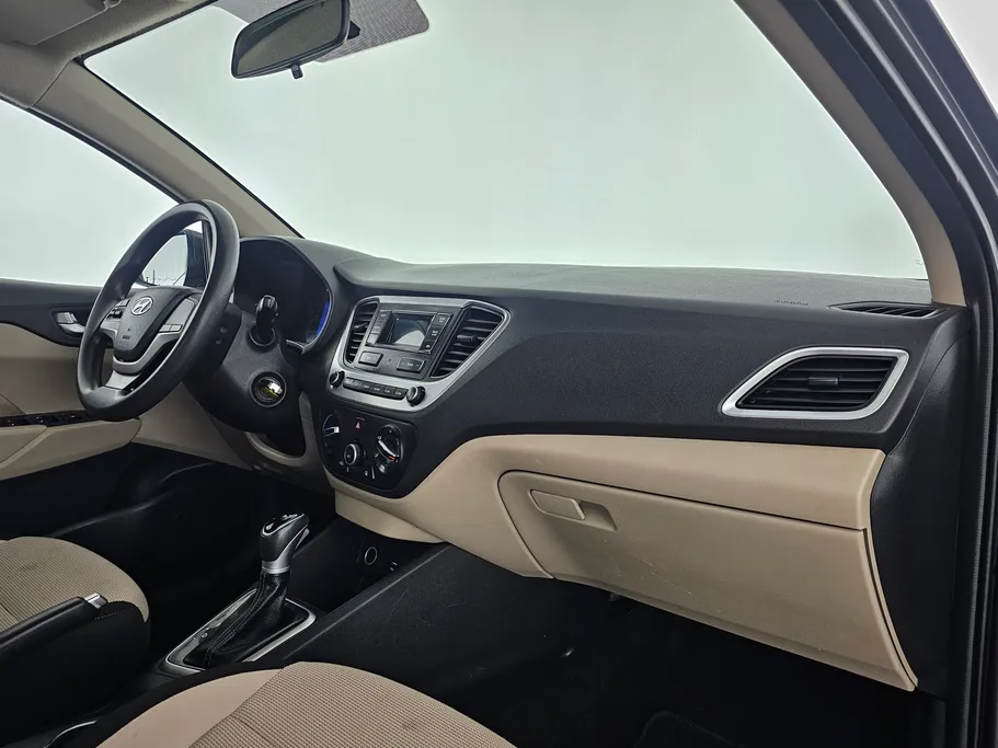 2023 هيونداي Accent سمارت 