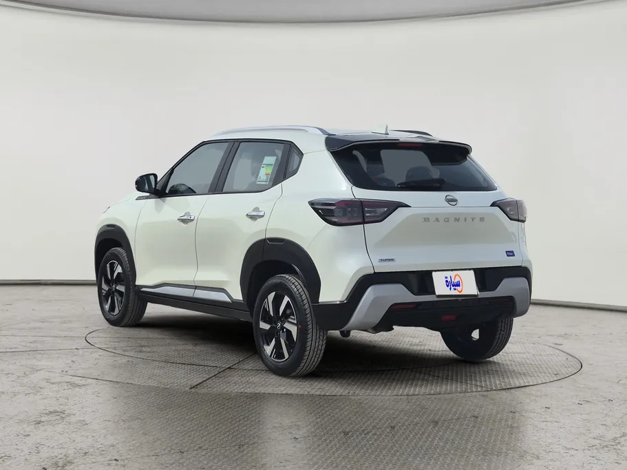 نيسان ماجنايت SV 2025 