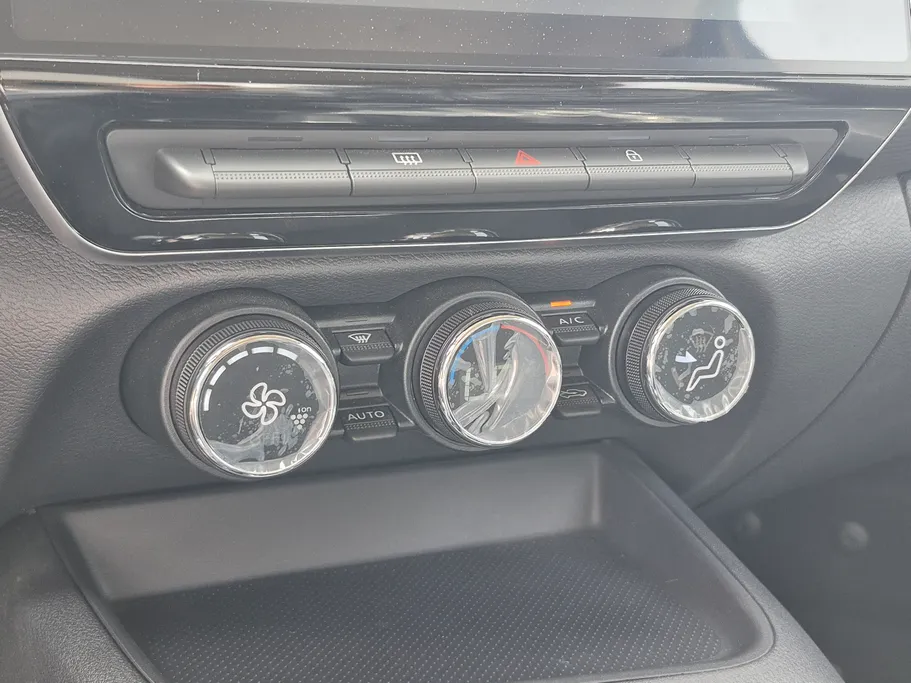 نيسان ماجنايت SV 2025 