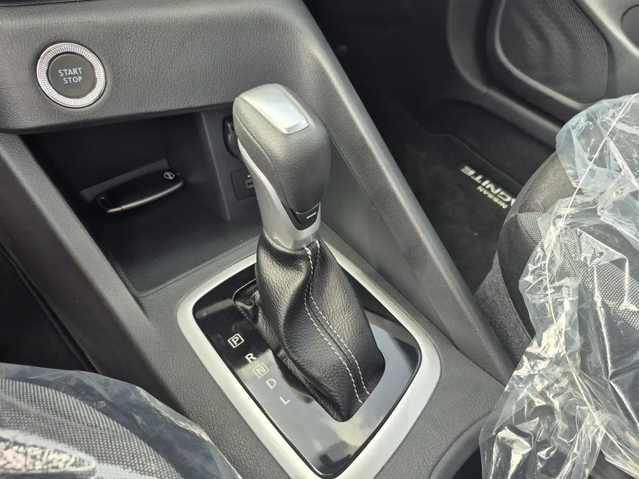 نيسان ماجنايت SV 2025 